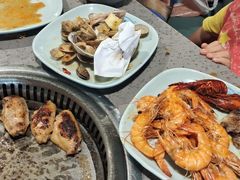 -金滏山烤肉·海鲜·火锅自助餐厅(襄阳万达店)