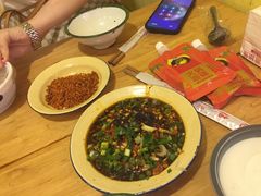 -拈签一笑黄牛肉辣卤串串