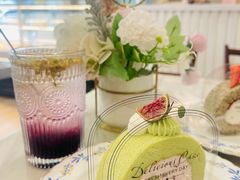 开心果树莓卷-KK BAKERY烘焙