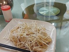 -品香菜馆(旗峰路中侨大厦店)