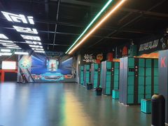 -极限PLAY运动娱乐新世界·团建派对潮玩休闲馆·室内蹦极高空游乐园