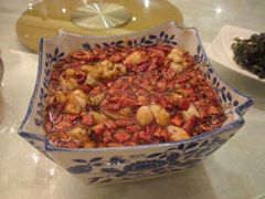 红油呛牛蛙-金八仙酒店