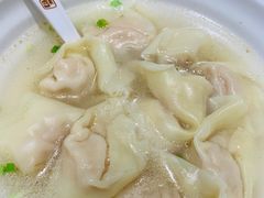 刀鱼馄饨-老半斋(福州路店)