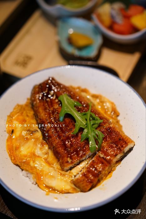 丼丼屋dondonya(港汇恒隆广场店)滑蛋鳗鱼图片