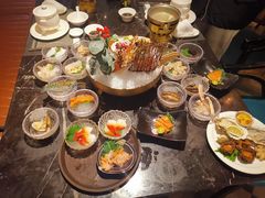 -半岛翡丽海鲜自助餐厅(观风亭店)