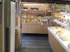 面包甜点陈列柜-皇家美孚(保定路店)