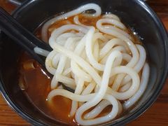 -丽虹云南过桥米线(兴工街店)