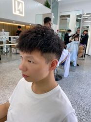 -I+造型烫发染发