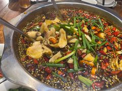 -乡土特色.冷锅鱼.牦牛肉汤锅