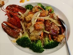 -万龙洲海鲜(大兴绿地缤纷城店)