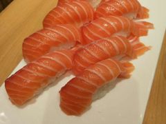 三文鱼腩寿司-沼津港渔市(宏伊国际广场店)