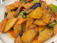 -东北哈尔滨酱骨头馆房掌柜铁锅炖
