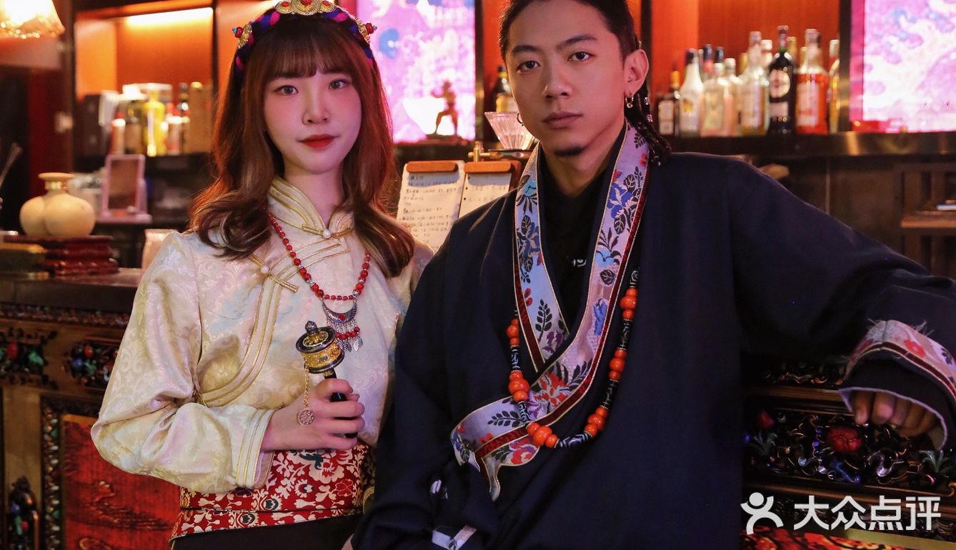 卓卓藏宴｜完成又一项人生清单☑️藏装藏餐体验