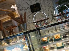 -棕榈阁·巴西烤肉海鲜自助餐厅(中州皇冠假日酒店)