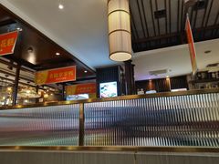 -阿瓦山寨·湘菜现炒·剁椒鱼头王(咸阳总店)