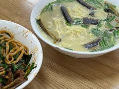 -三百碗宝应长鱼面(板仓街店)