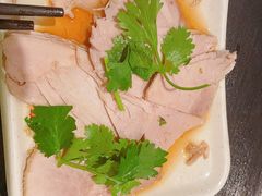 -亮亮面馆(经六路店)