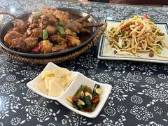 -八两八金·莱芜特色炒鸡(市南漳浦路店)