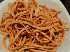 开胃小菜-猪啊牛呀羊啊铜盘烤肉(正大广场店)