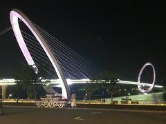 -南京眼步行桥