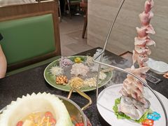 -得意咚瓜·顺德鱼生·冬瓜火锅(深圳首店)
