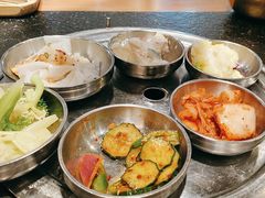 -GOGIYA·咕叽吖韩国传统烤肉店(东方新天地店)