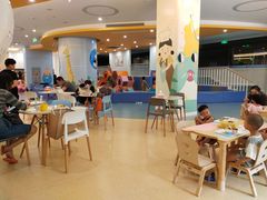 -戊辰亲子游泳俱乐部