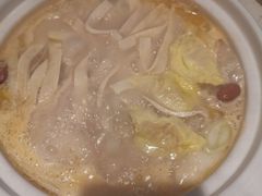 -三人行骨头王火锅(长寿店)