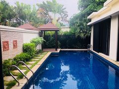 -三亚湾海居铂尔曼度假酒店