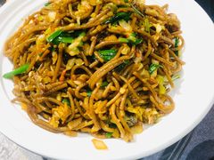 腌猪肉酸菜炒莜面-老阿妈蒙古村·蒙古包·草原文化·歌舞表演(老君堂店)