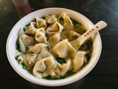 -周震馄饨