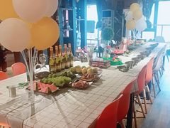 -玩坞轰趴馆·户外团建聚会主题生日派对馆(世豪广场店)