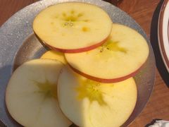 -纳鲁孜·新疆特色餐厅(上海悦荟广场店)