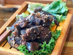 藏香猪蜡排骨-宗巴雍姆藏餐府