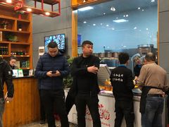 -大孩龙虾(体育场旗舰店)