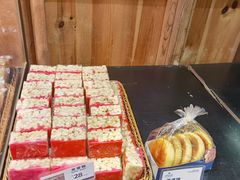 -昆明冠生园·蛋糕·面包(南强街店)