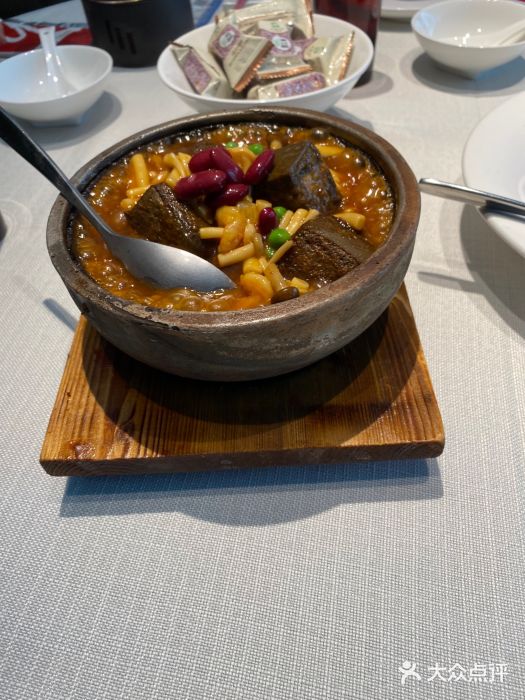 千百味红餐厅·江西菜(绿地双子塔店)图片