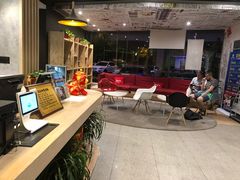 -宜必思酒店(青岛五四广场宁夏路地铁站店)
