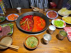 -萍姐火锅·公路夜市(武汉首店)