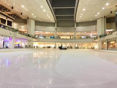 -冰纷万象滑冰场(深圳万象城店)