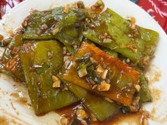 -何适山庄(水长城P2停车场店)