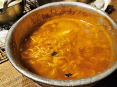 辛拉面-鑫釜山海鲜烧烤(鑫丰国际店)