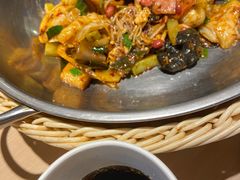 -拿渡麻辣香锅(世茂广场·工三店)