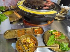 -胡悦里韩式烤肉(芝罘万达广场店)