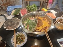 -重庆风光老灶火锅城(同德广场店)