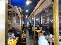 大堂-唯成•韩国炭火烤肉 유성고기