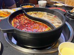 -沸炉重庆老火锅(军事博物馆店)