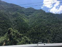 景点-龙井峡漂流