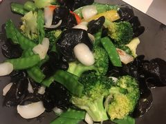 -港丽餐厅(高德置地店)