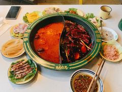 番茄鸳鸯锅底-有拈头成都市井火锅(老门东店)